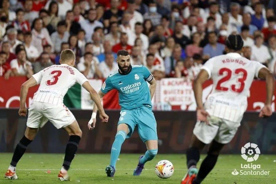 皇马绝杀里昂，卡拉斯科带队取胜