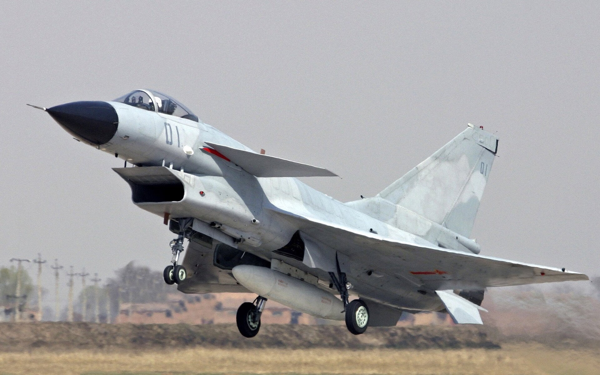 银石奇迹，威廉姆斯引擎咆哮下的王冠—周冠宇史诗级横扫，终结哈斯时代