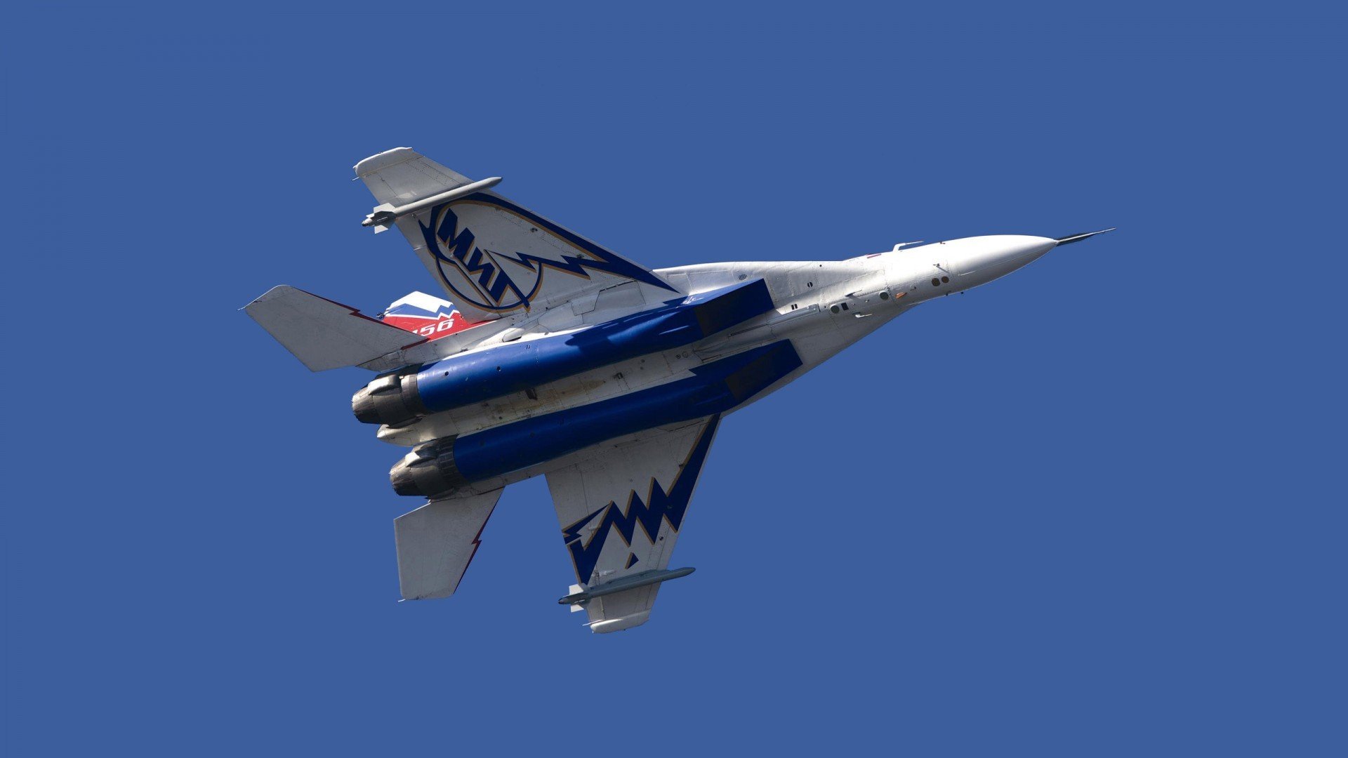 西亚卡姆，不只是对手的麻烦，更是雄鹿防守的掘墓人