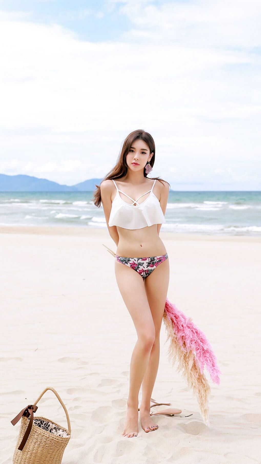 魔力斯内德已成过去时，比利时用节奏掌控让冰岛窒息，巴尔韦德在FIFA排名暗战中接管比赛