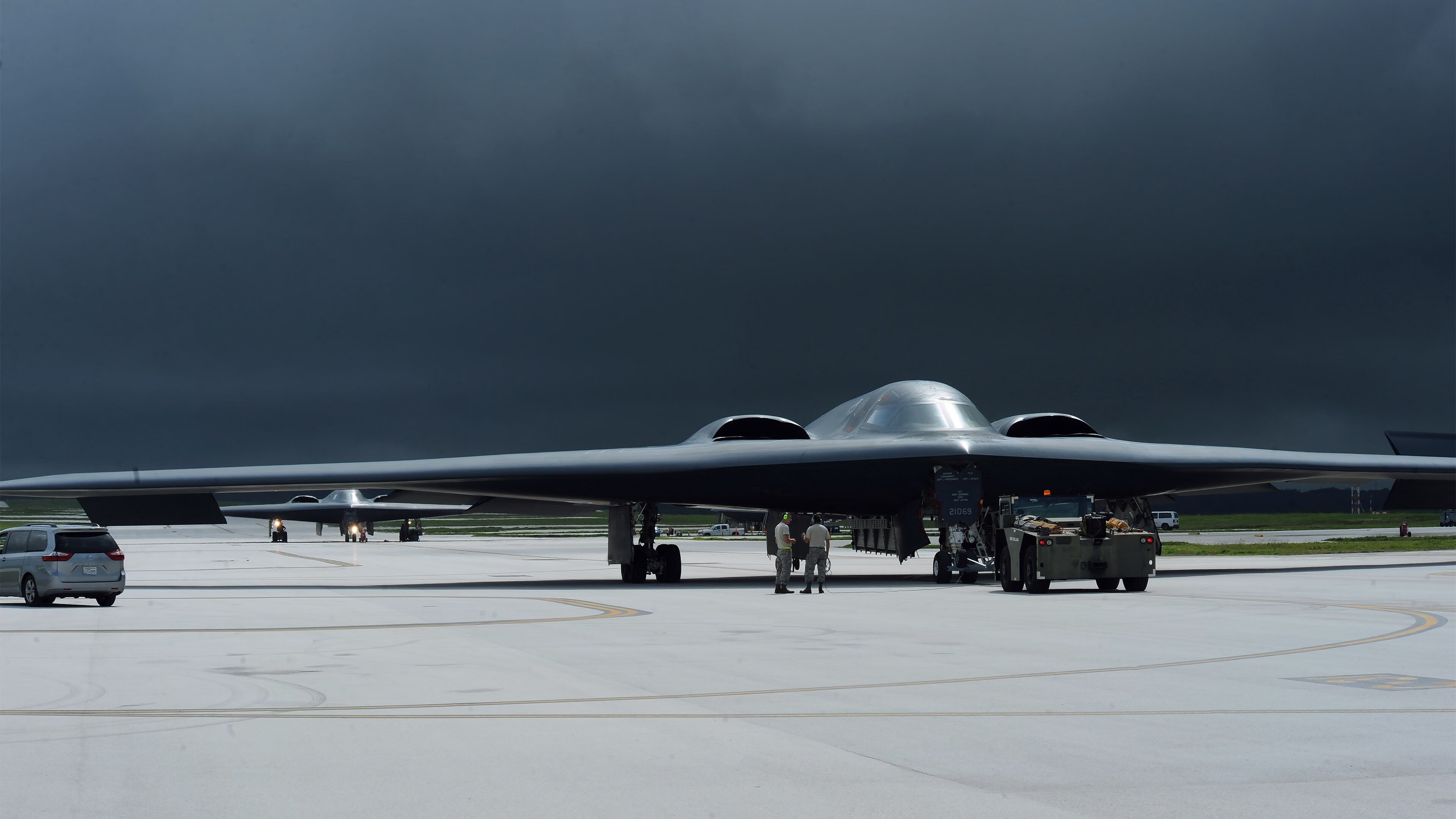 丝绸与铁幕，当格纳布里的流动感刺穿曼联的模块化防守