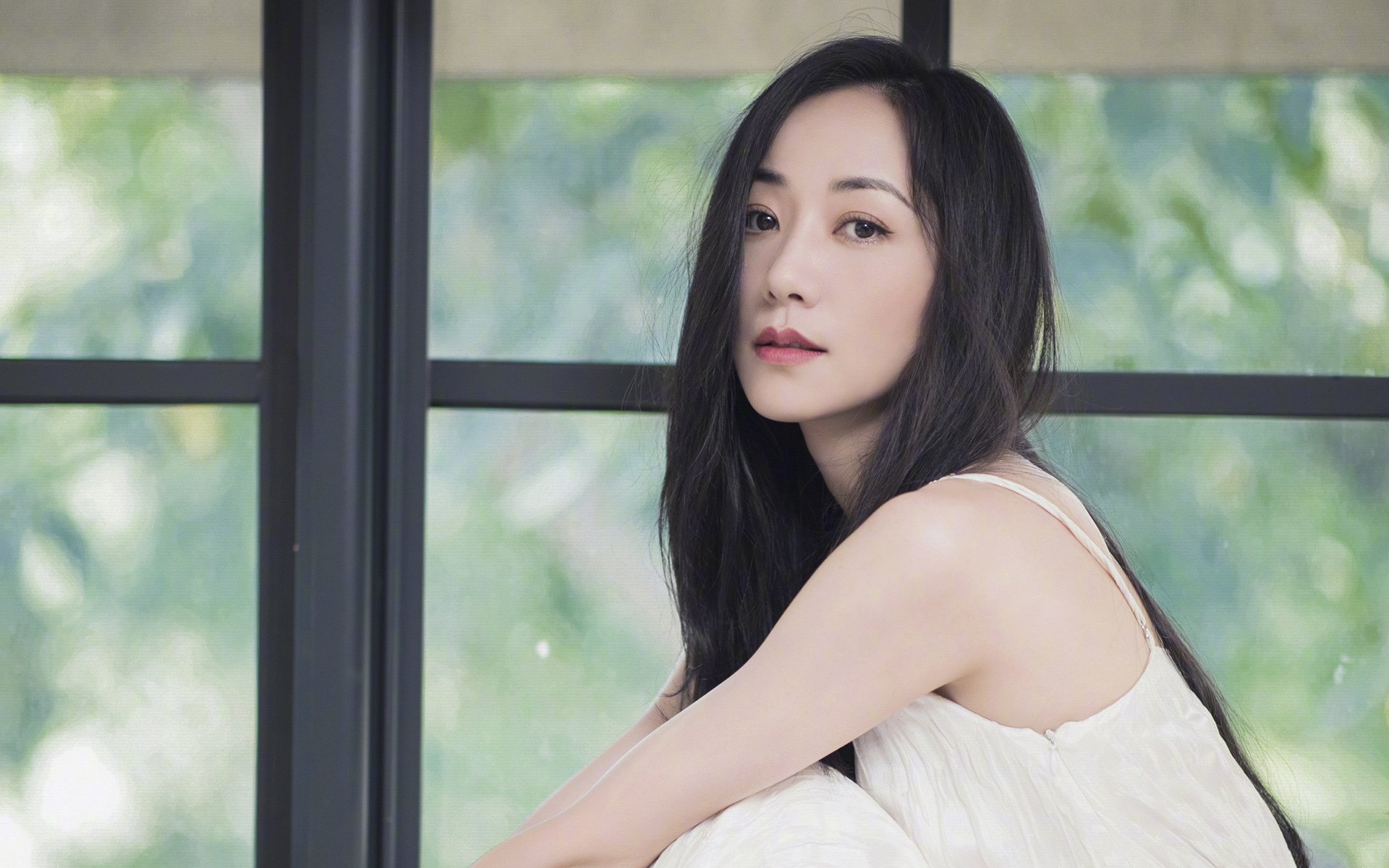 这是一篇为您定制的文章，兼顾了唯一性的戏剧张力、体育新闻的真实感以及战术分析的深度